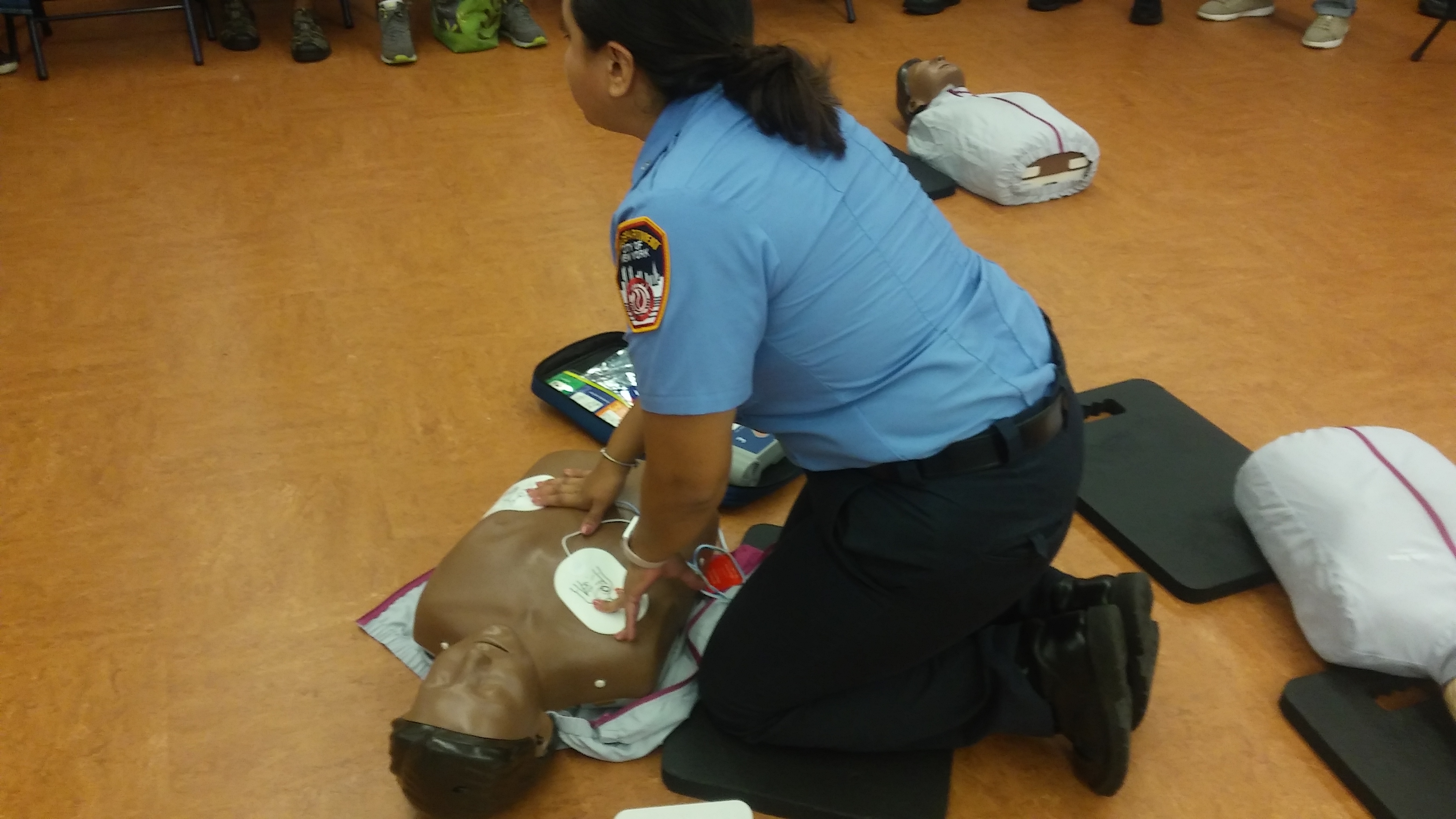 Harlem Emergency Preparedness Day 2017 - Showing us how to to do cpr